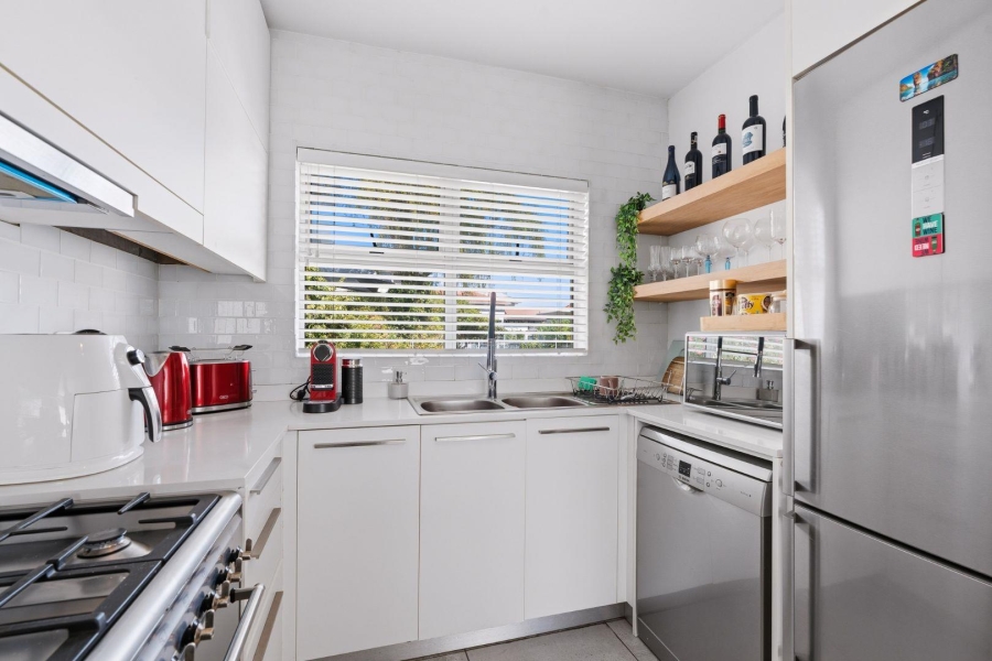 2 Bedroom Property for Sale in Sea Point Western Cape